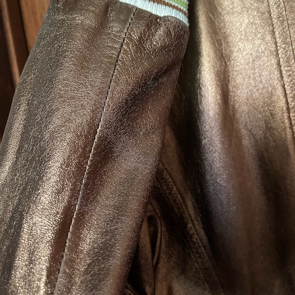 Dolce&Gabbana women leather jacket. Size IT. 40 in a good condition. - Picture 3 of 6